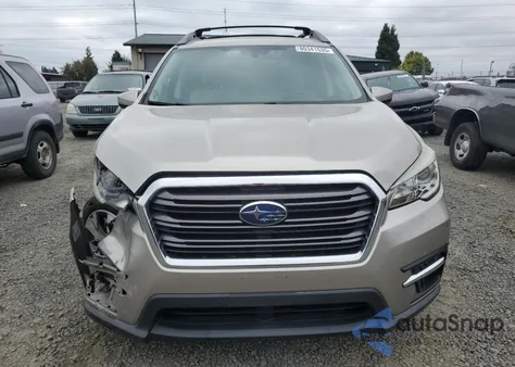 2020 Subaru Ascent Premium из США, поврежденный, VIN 4S4WMAFD3L3408103